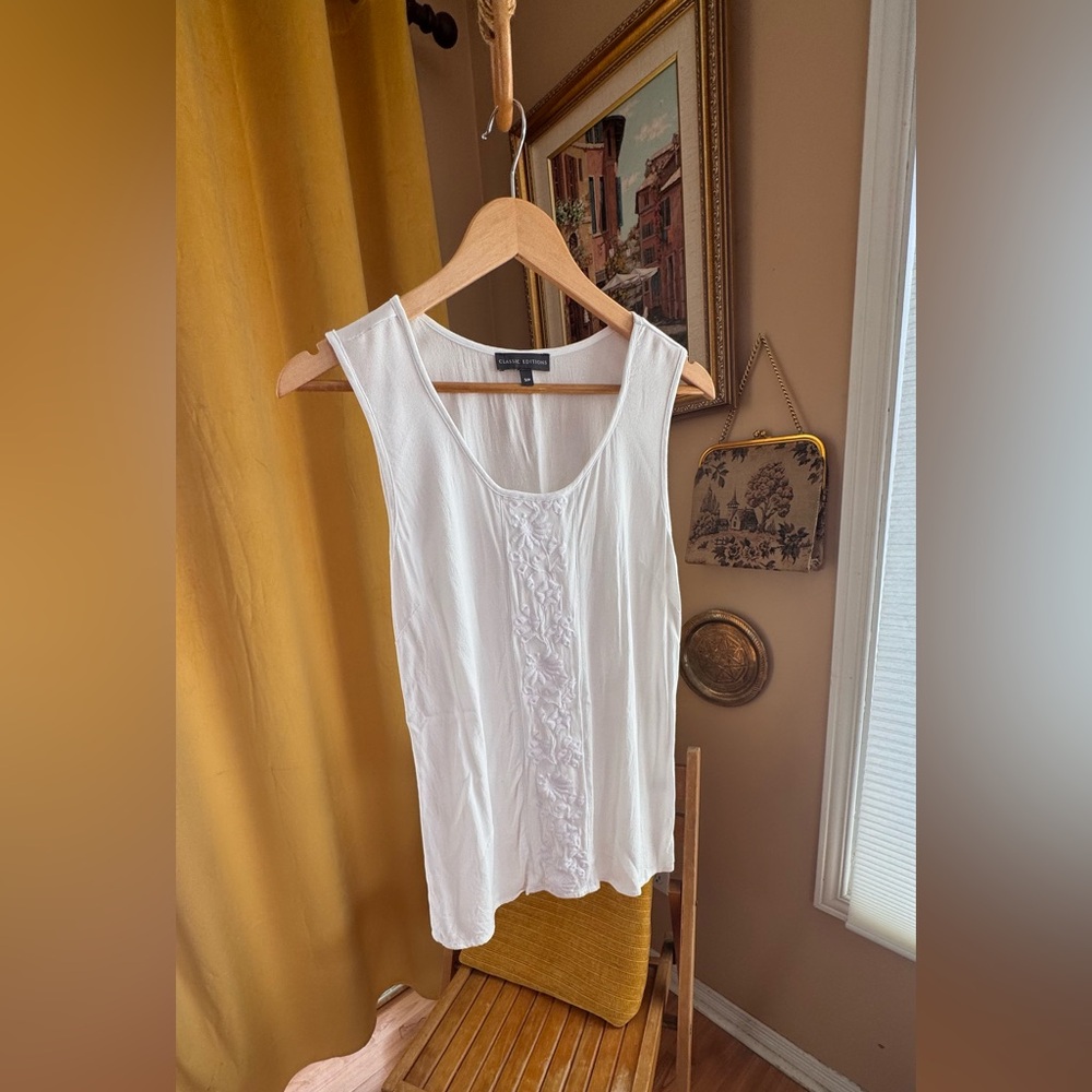 Classic Editions White Embroidered Tank Top Sleeveless Blouse Size SP (Modern S)
